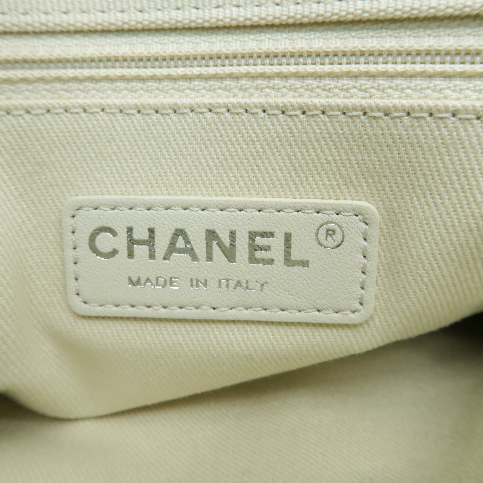 CHANEL 【激減優惠】菱格牛皮皮革Chain Shoulder銀扣鏈帶肩背袋黑色