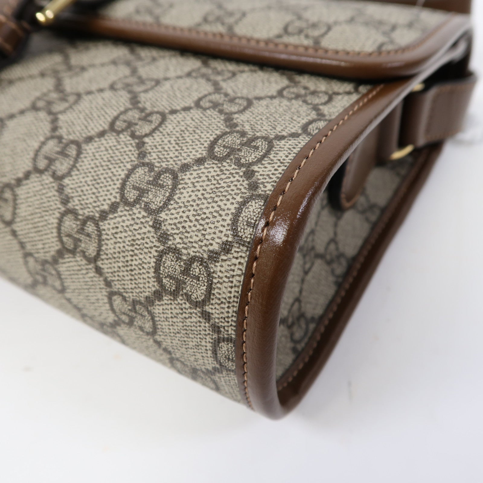 GUCCI 塗層帆布GG Supreme Interlocking金扣肩背袋啡色