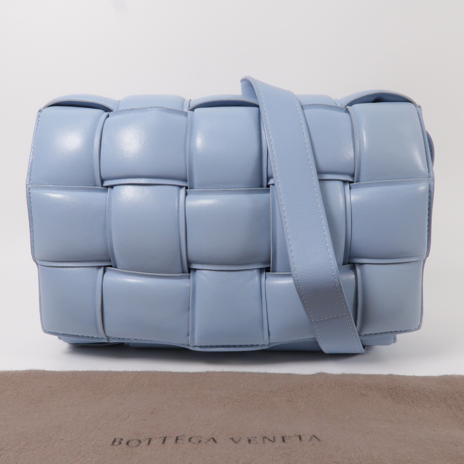 BOTTEGA VENETA 羊皮皮革Padded Casette Bag肩背袋