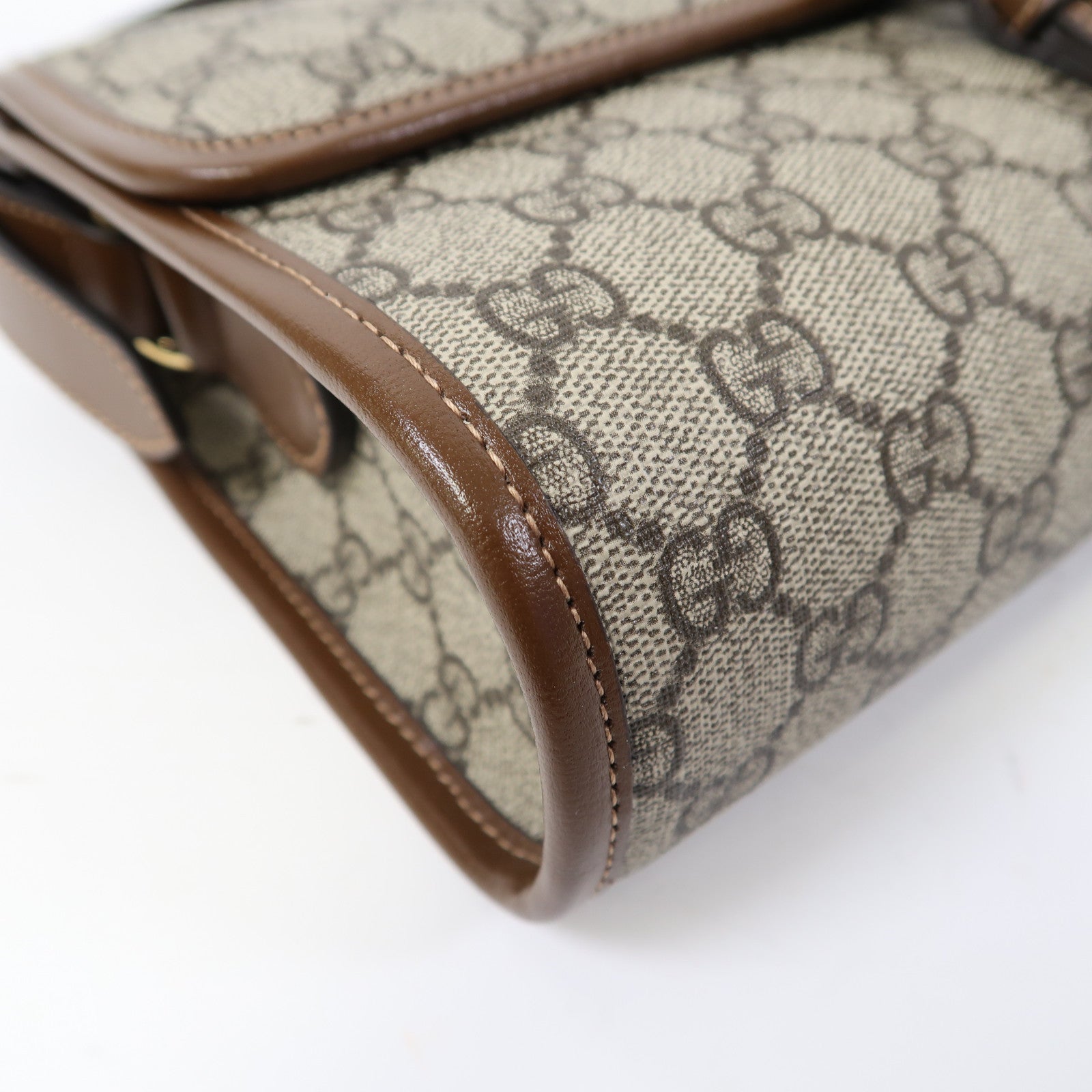 GUCCI 塗層帆布GG Supreme Interlocking金扣肩背袋啡色