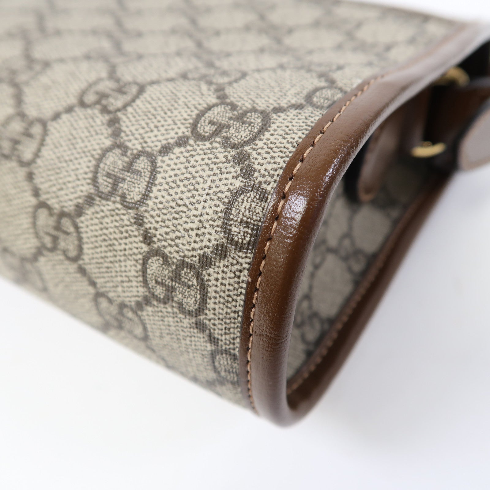 GUCCI 塗層帆布GG Supreme Interlocking金扣肩背袋啡色