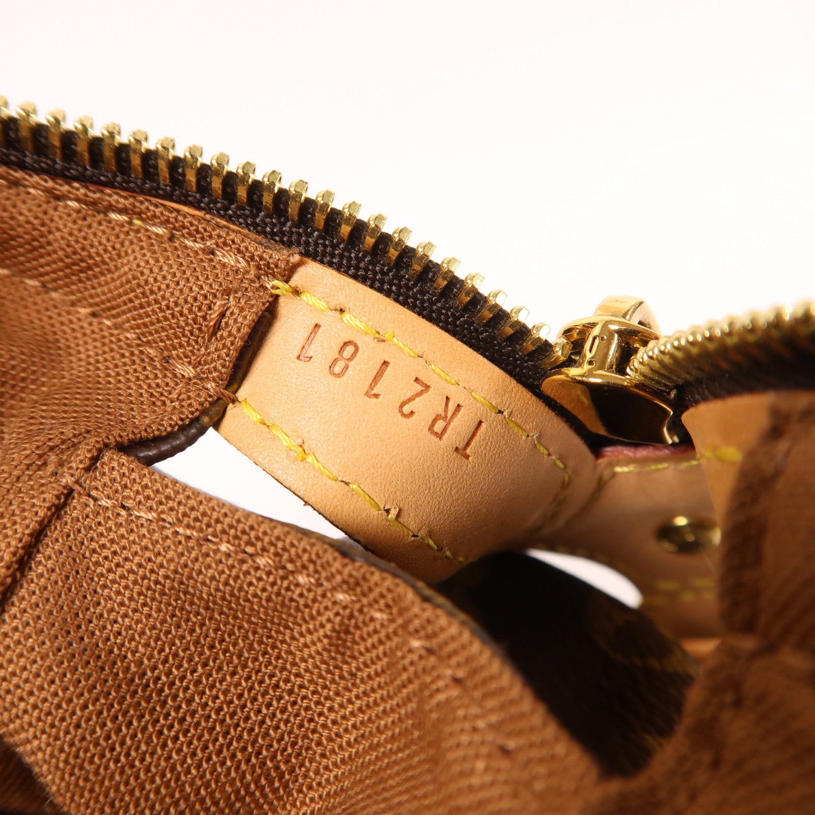 LOUIS VUITTON Monogram Stresa PM肩背袋棕色