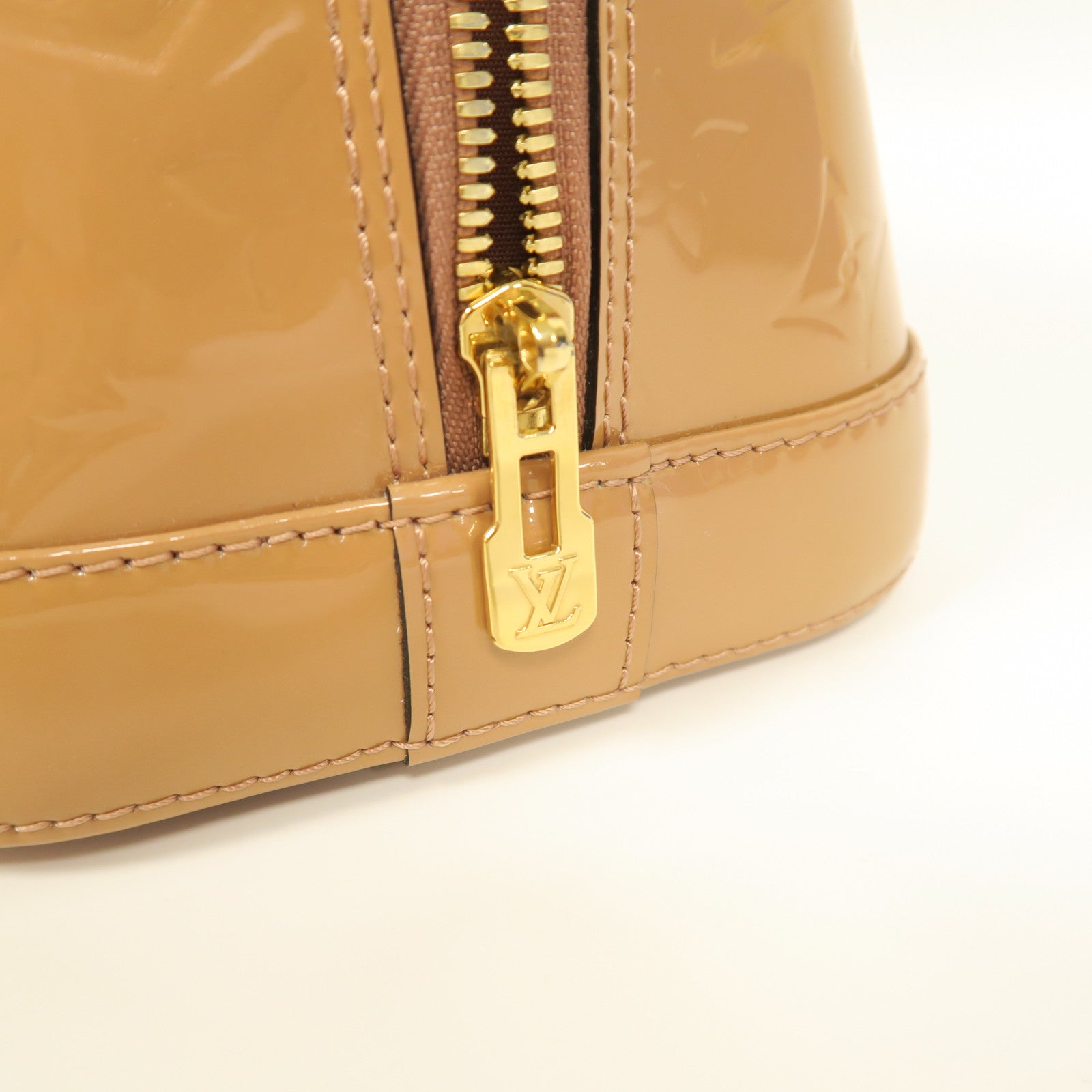 LOUIS VUITTON **【激減優惠】Vernis Alma PM金扣手挽袋啡色