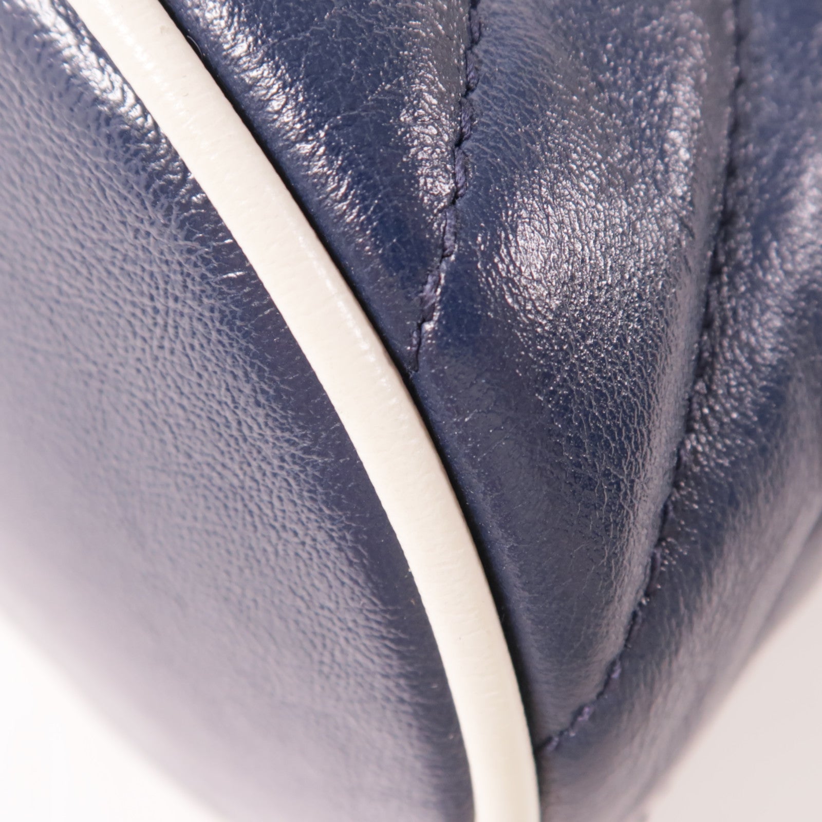 GUCCI GG SHW Chain Shoulder Bag 573817 Calfskin Leather Navy