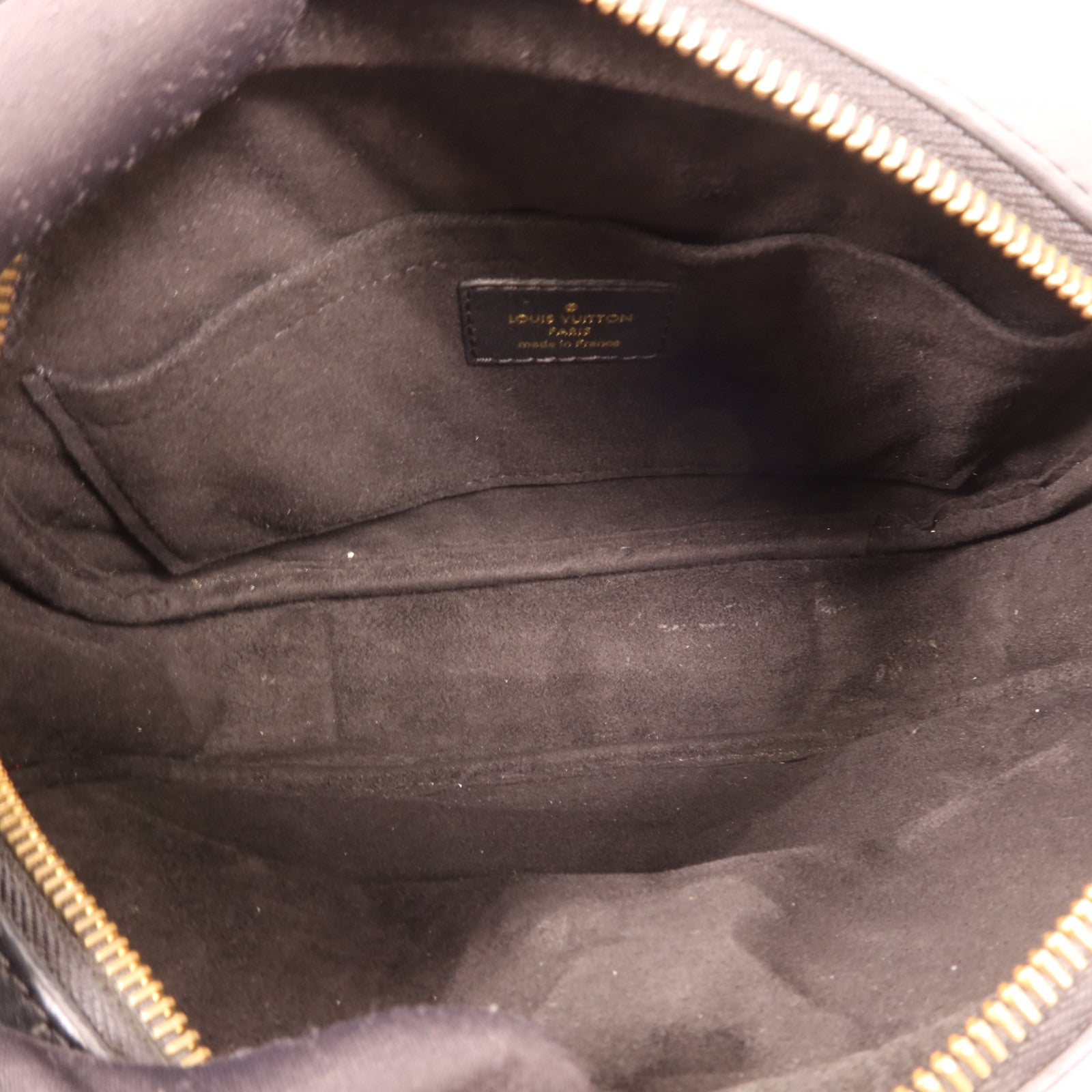 LOUIS VUITTON 牛皮皮革New Wave Camera Bag金扣鏈帶肩背袋