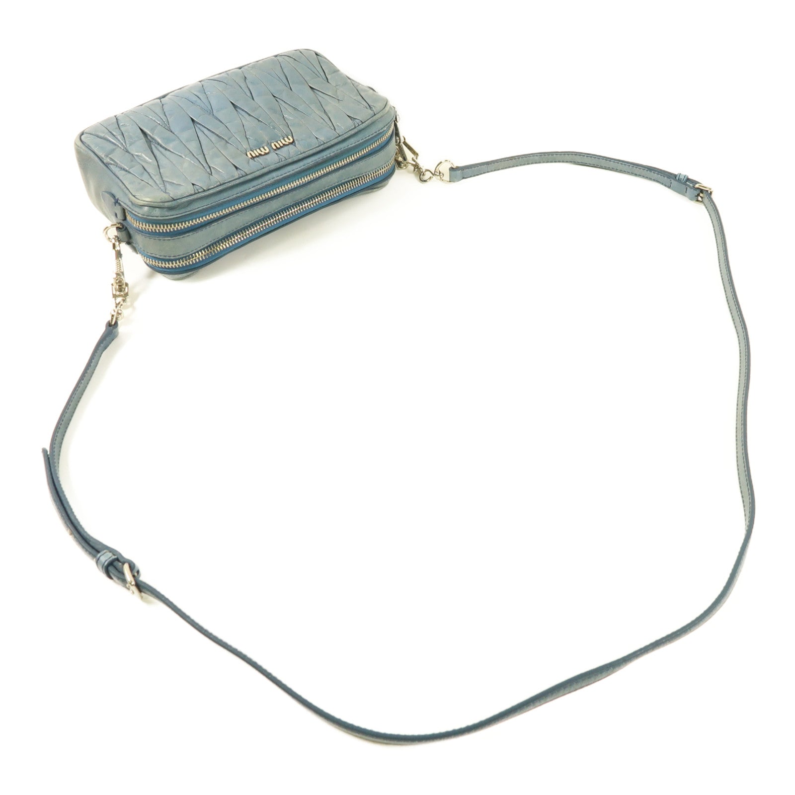 Miu Miu 牛皮皮革Shoulder Bag銀扣肩背袋