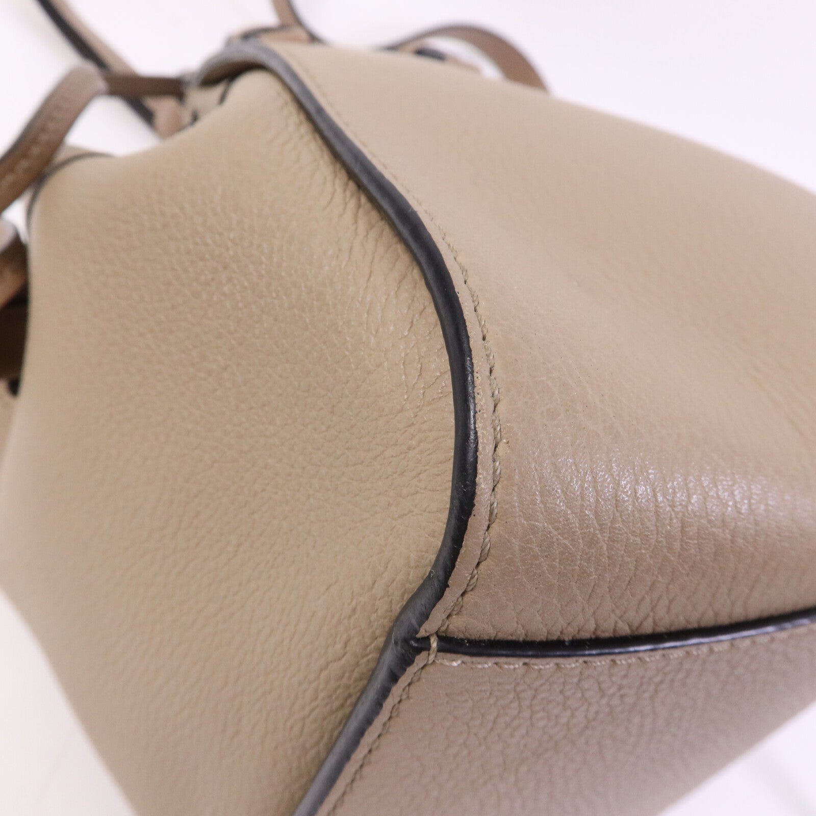 LOEWE 牛皮皮革Hammock Mini金扣手挽肩背兩用袋