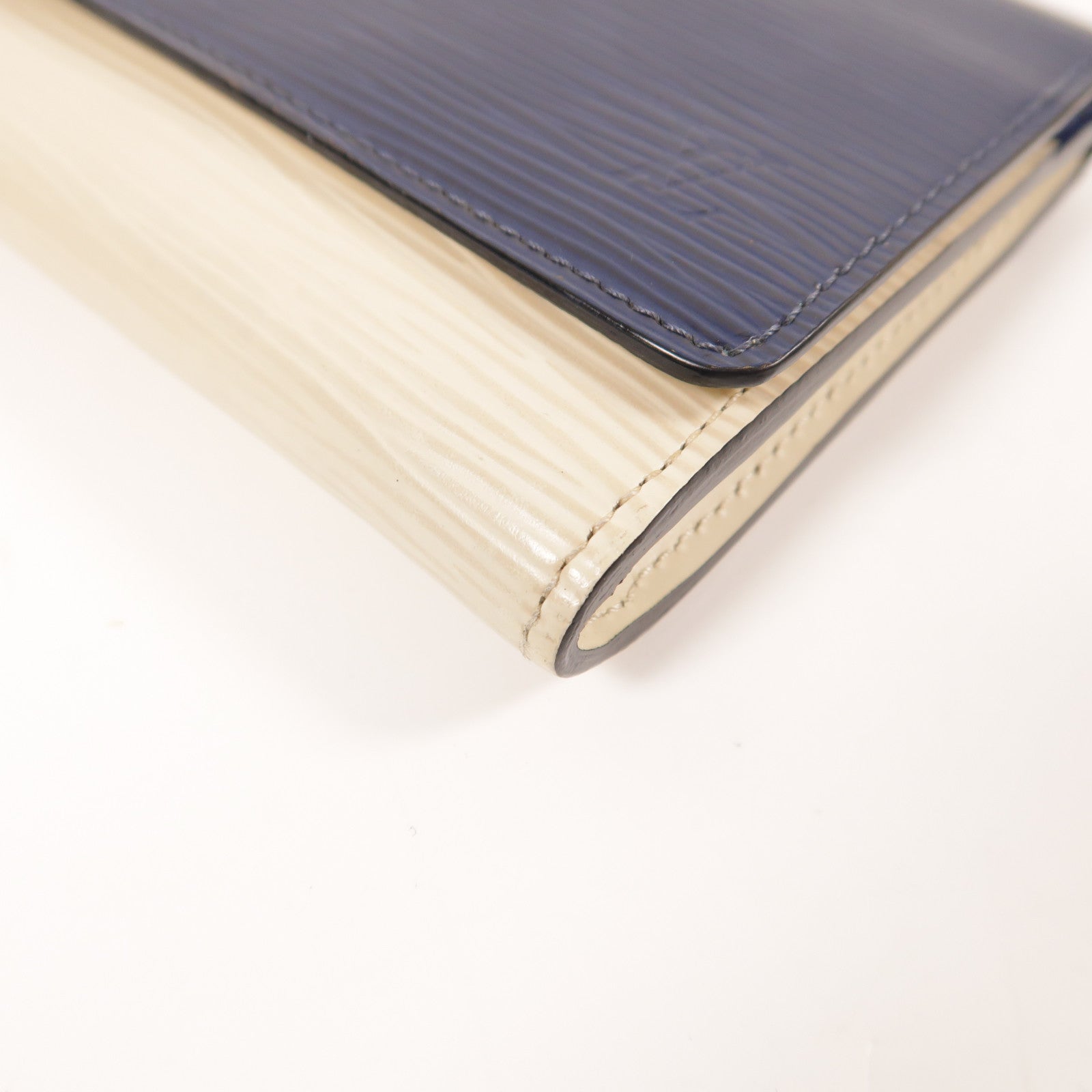 LOUIS VUITTON LV SHW Long Wallet Epi Navy/White