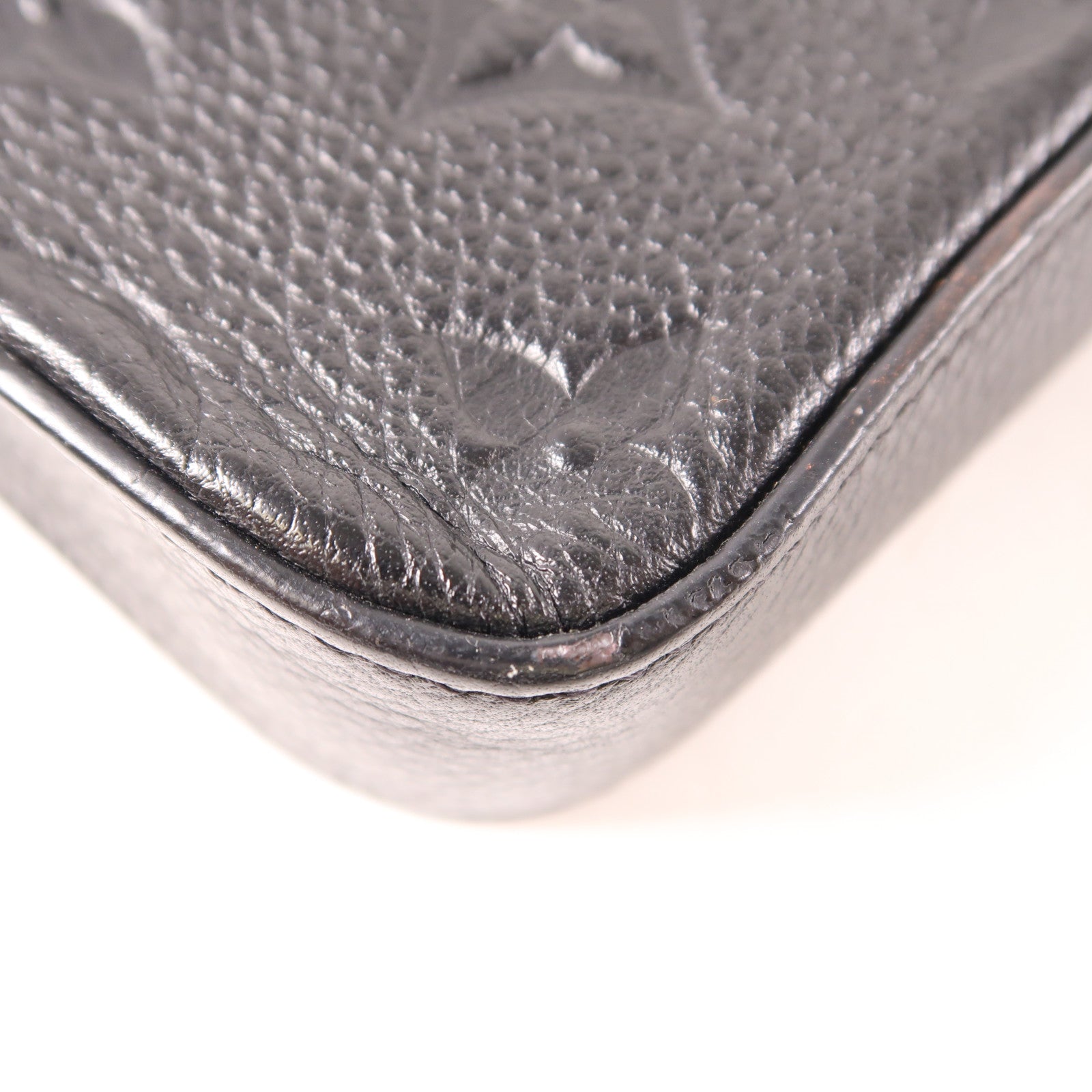 LOUIS VUITTON Monogram Empreinte Felicie Pochette 金扣鏈帶肩背袋黑色