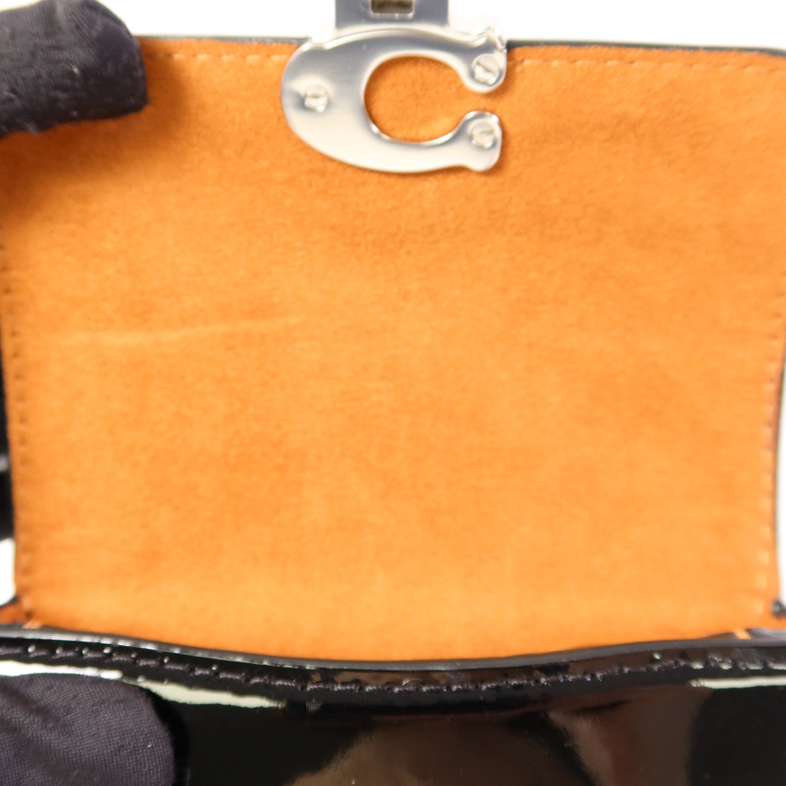 COACH 漆皮皮革Shoulder Bag銀扣肩背袋