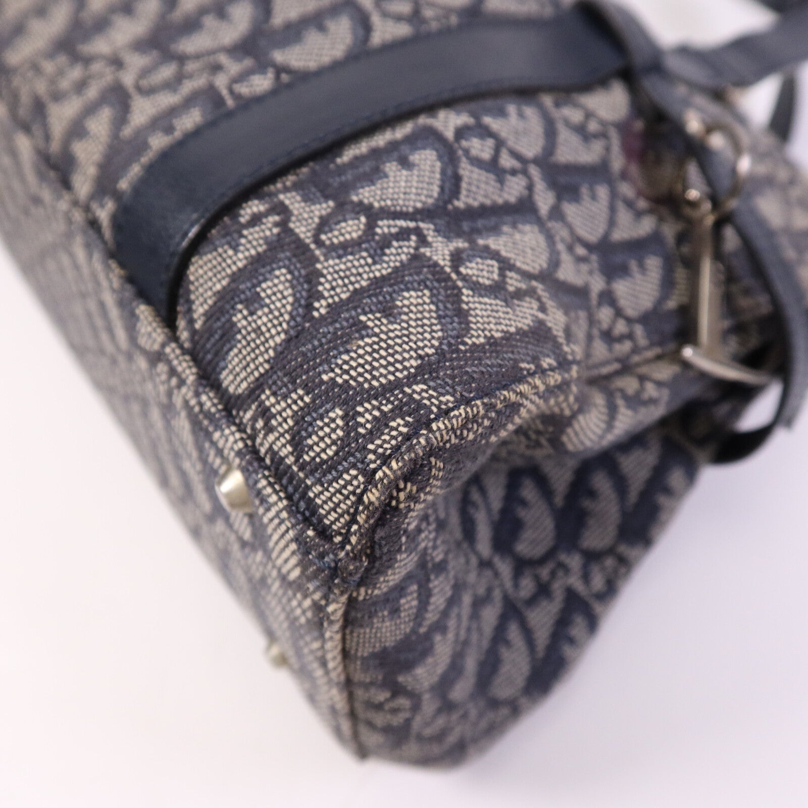 Dior 帆布Trotter銀扣肩背袋