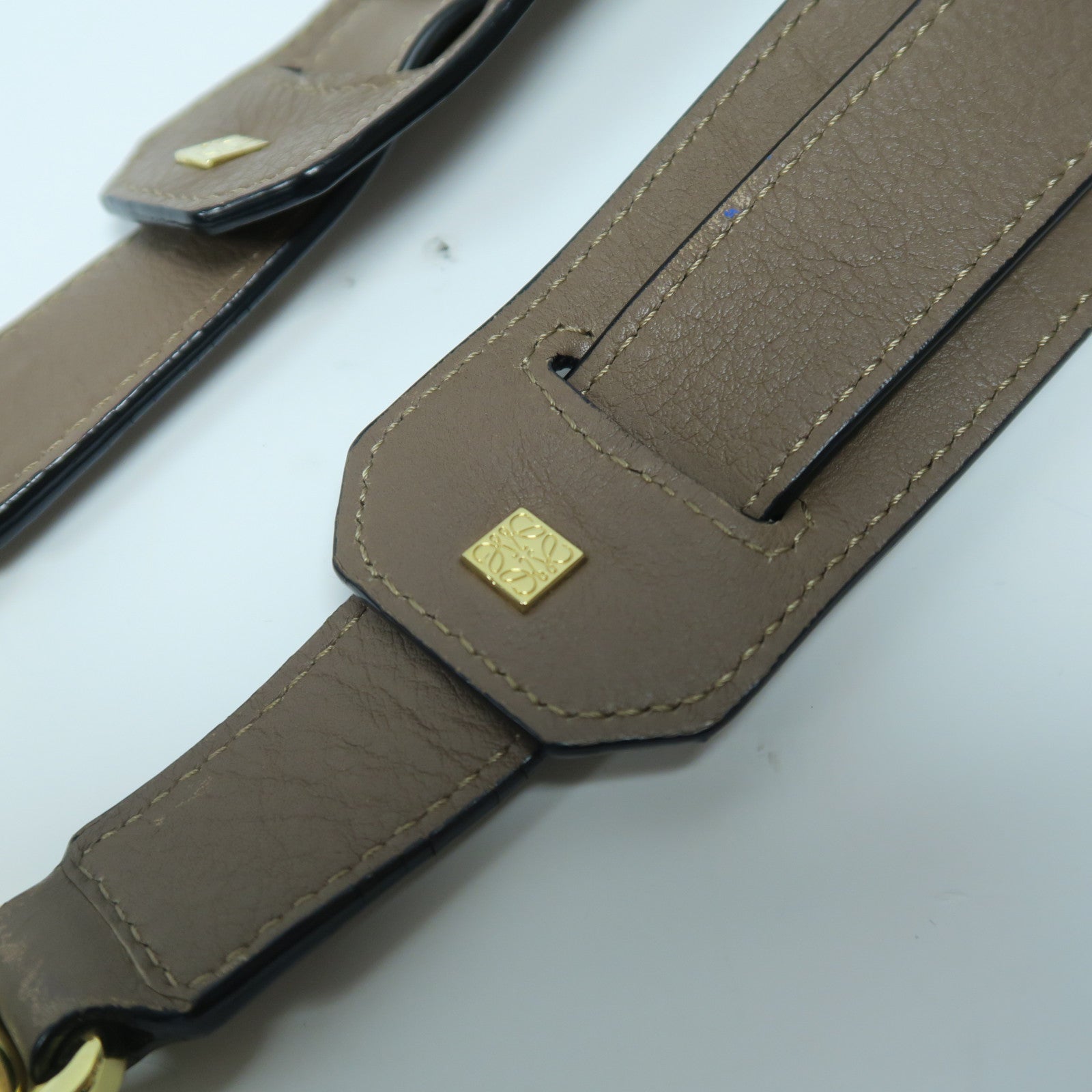 LOEWE 牛皮皮革Puzzle Medium金扣手挽肩背兩用袋啡色/米色/黑色