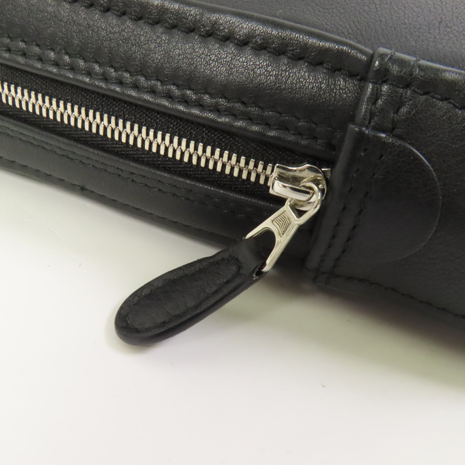 BALENCIAGA 【激減優惠】牛皮皮革Triangle Clutch手拿包
