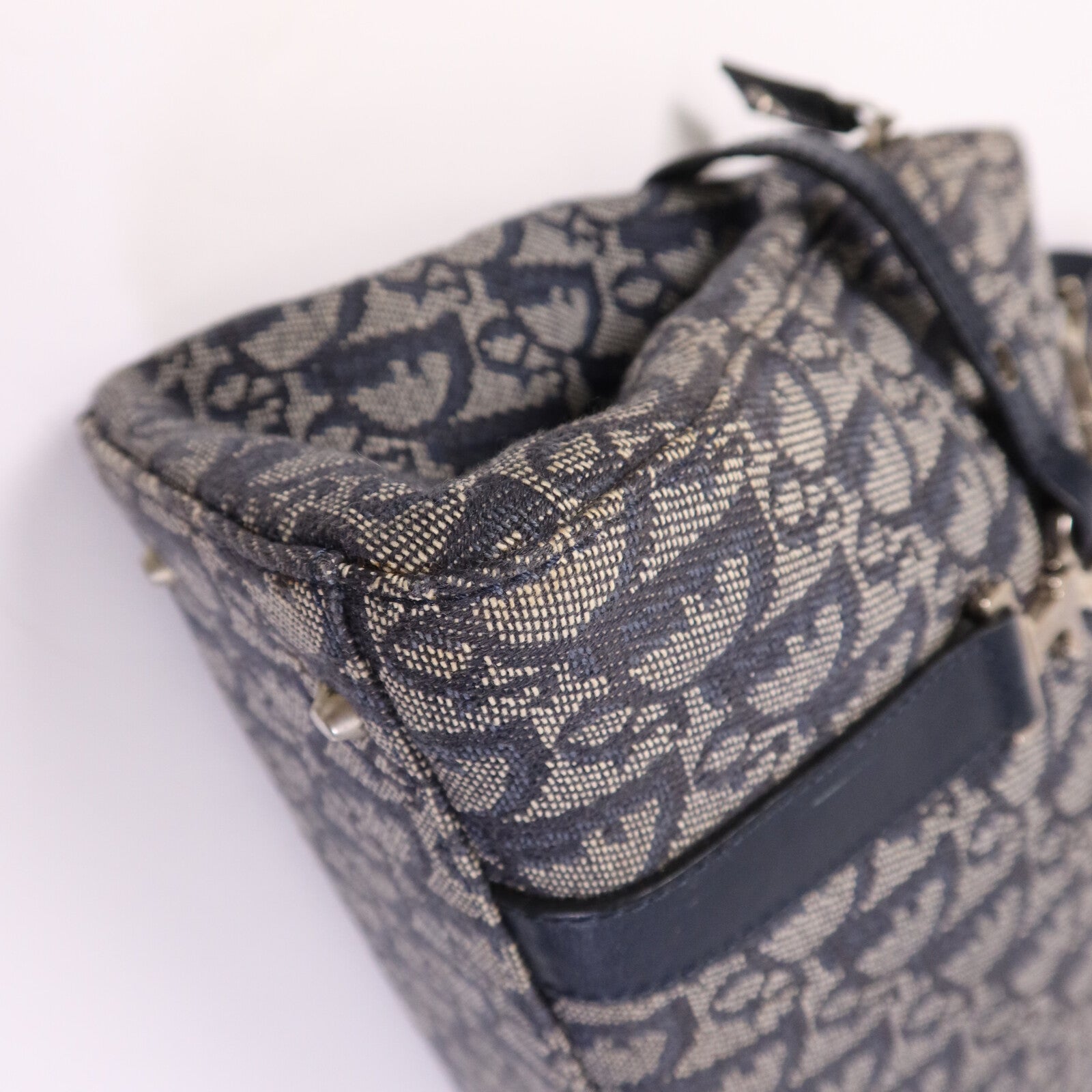 Dior 帆布Trotter銀扣肩背袋