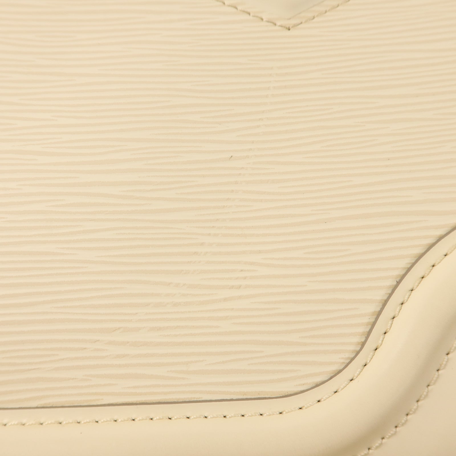 LOUIS VUITTON 【激減優惠】Epi Bowling Montaigne PM銀扣手挽袋