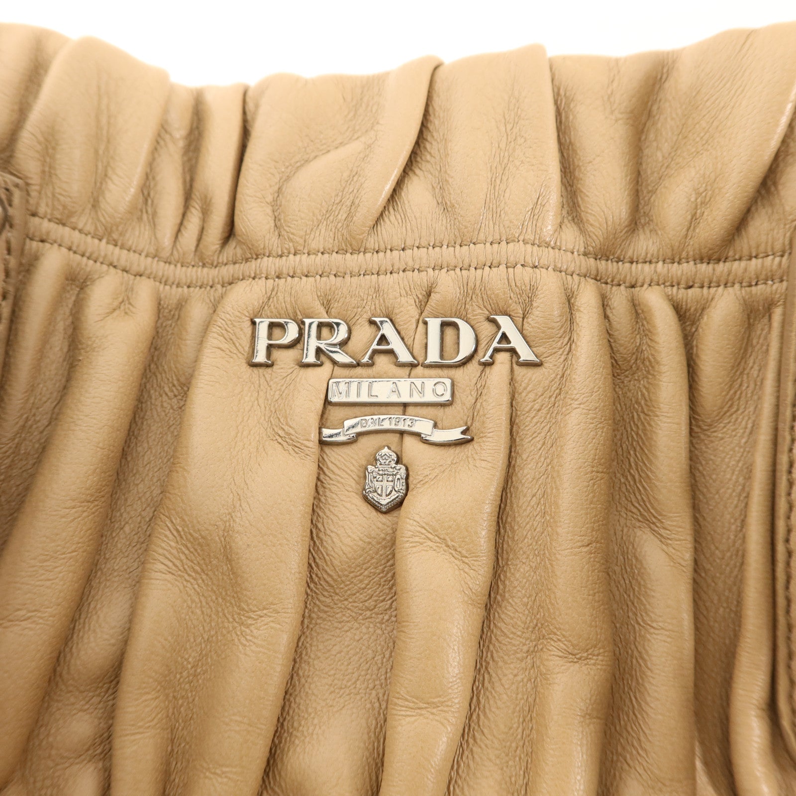PRADA 羊皮皮革Nappa Gaufre銀扣手挽肩背兩用袋
