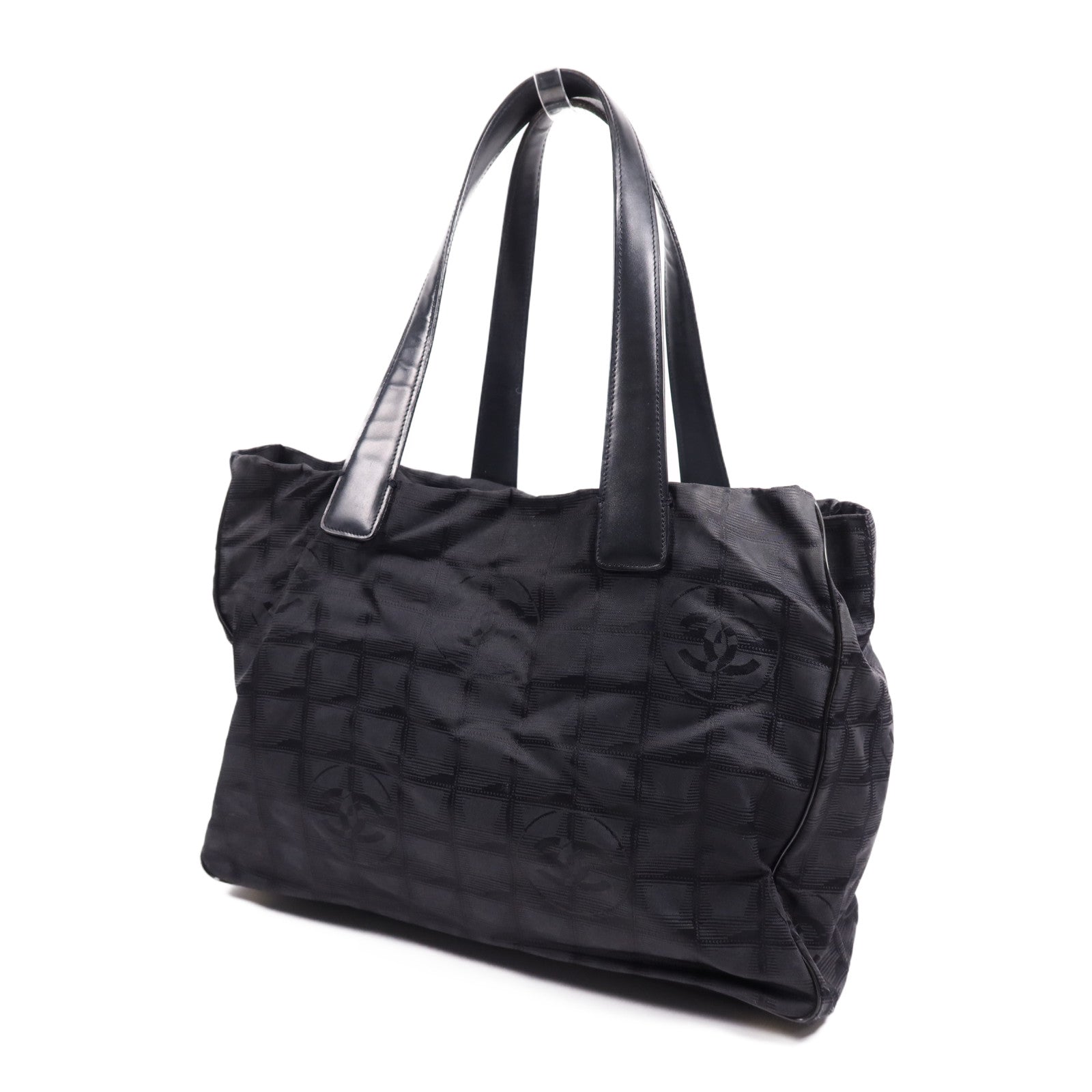 CHANEL 尼龍New Travel Line金扣手挽袋