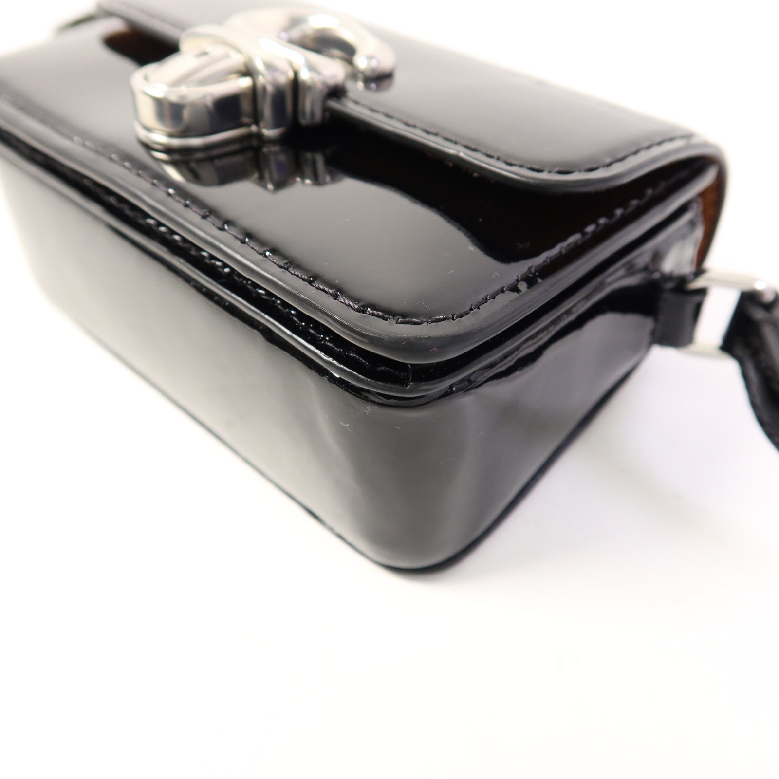 COACH 漆皮皮革Shoulder Bag銀扣肩背袋