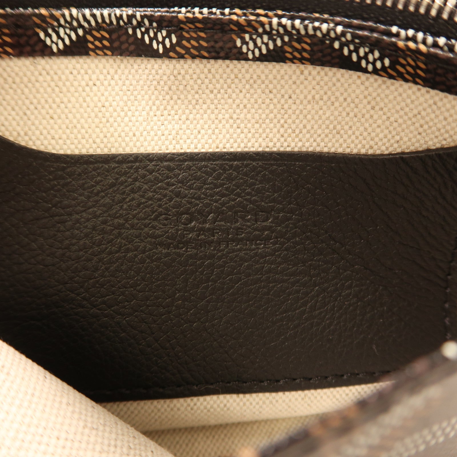 GOYARD 塗層帆布Plumet Pocket銀扣肩背袋