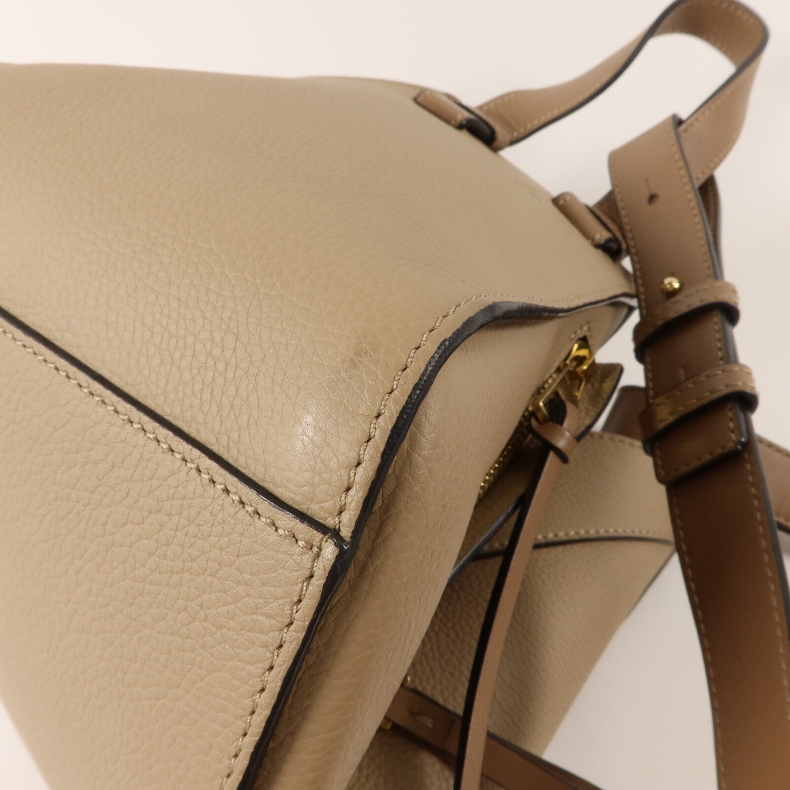 LOEWE 牛皮皮革Hammock Small手挽肩背兩用袋