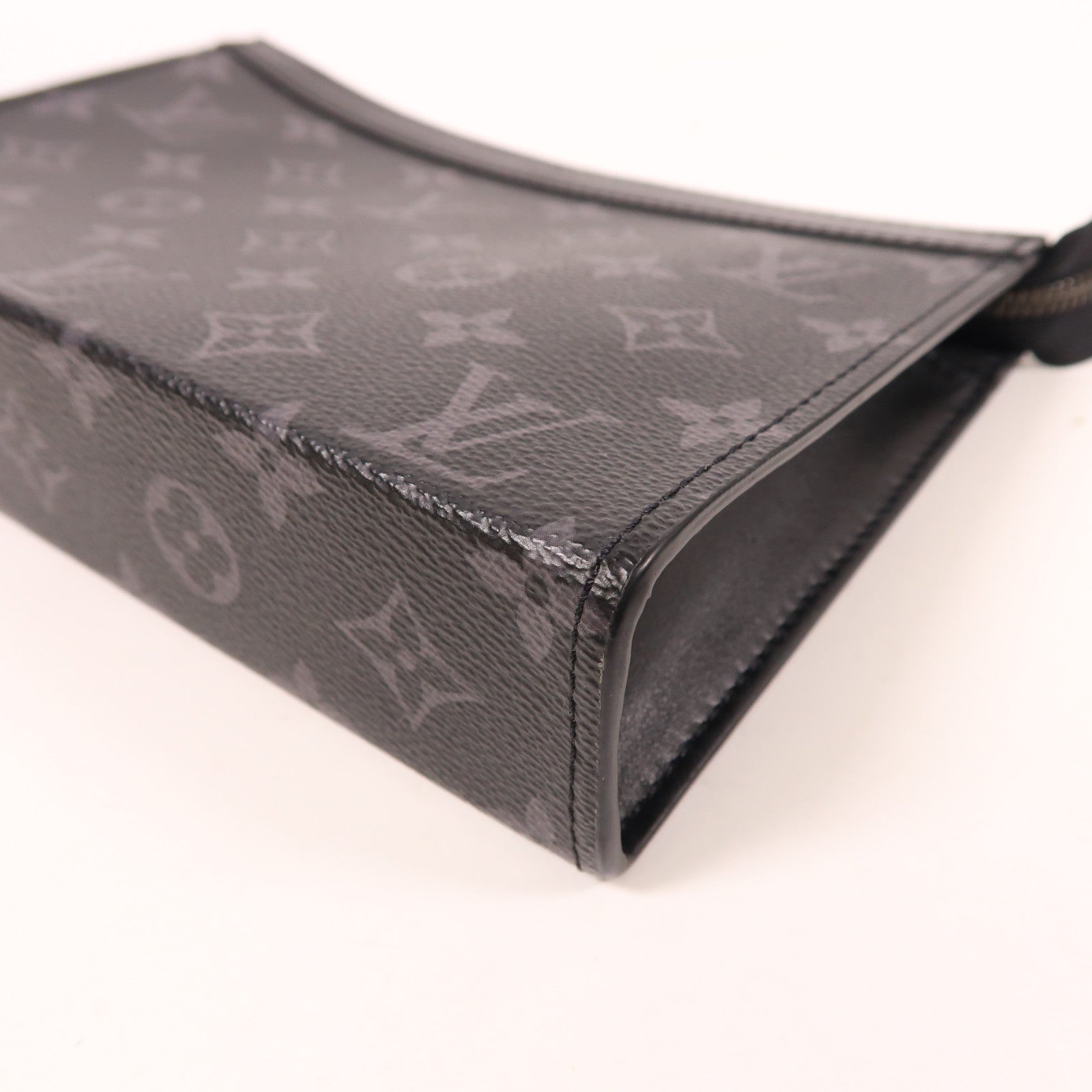 LOUIS VUITTON Monogram Eclipse Gaston Wearable Wallet銀扣肩背袋黑色
