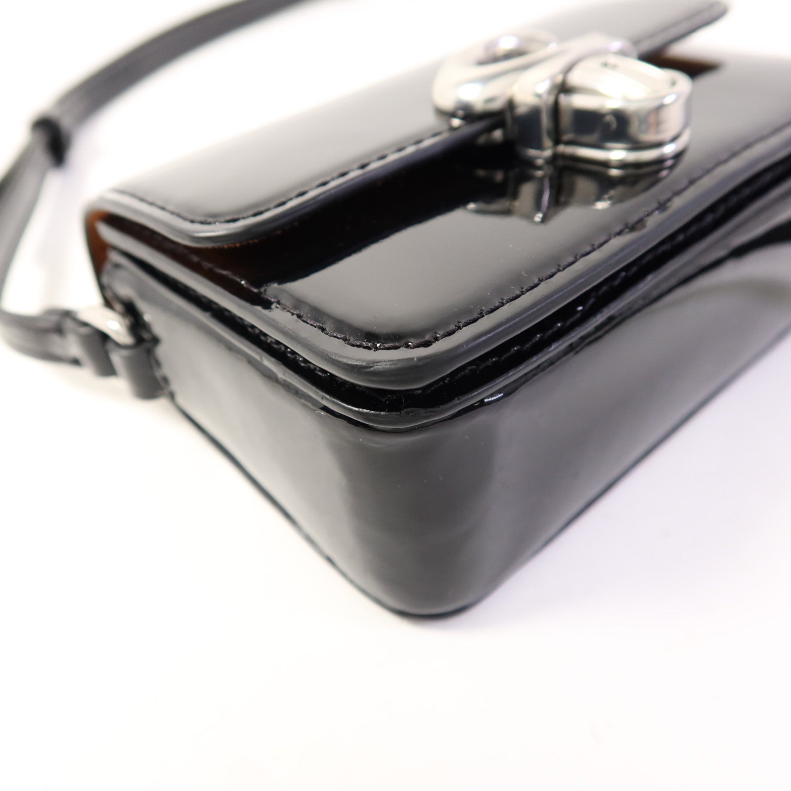 COACH 漆皮皮革Shoulder Bag銀扣肩背袋