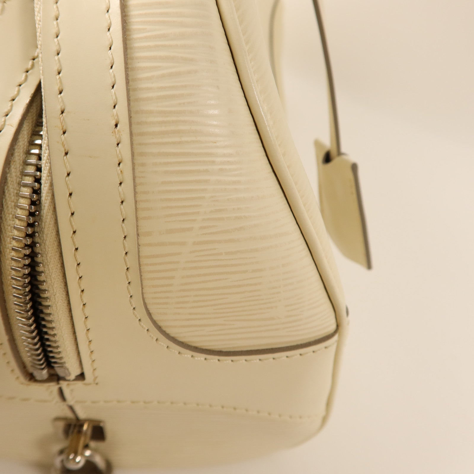 LOUIS VUITTON 【激減優惠】Epi Bowling Montaigne PM銀扣手挽袋