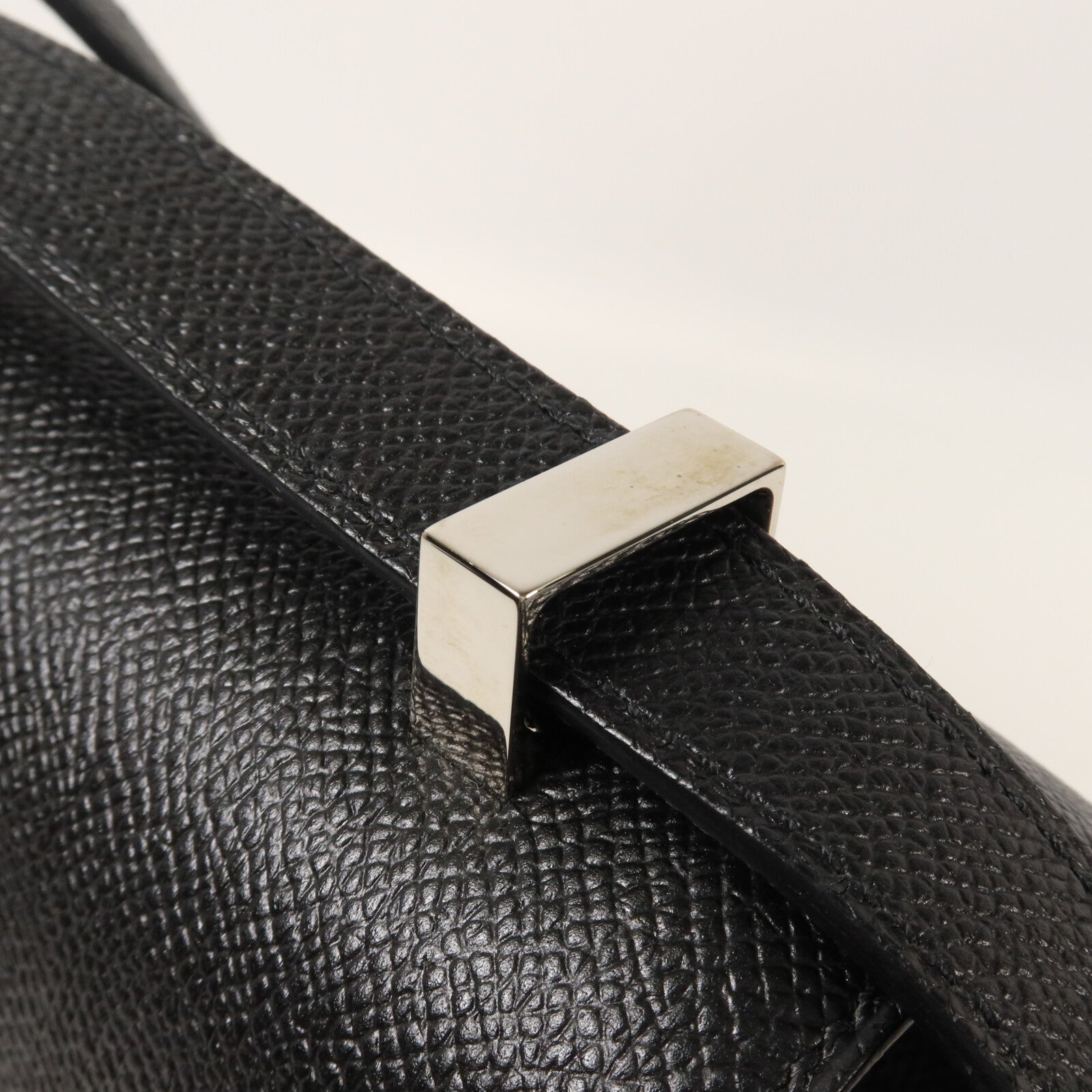 HERMES Epsom皮革皮革Constance 24肩背袋Noir