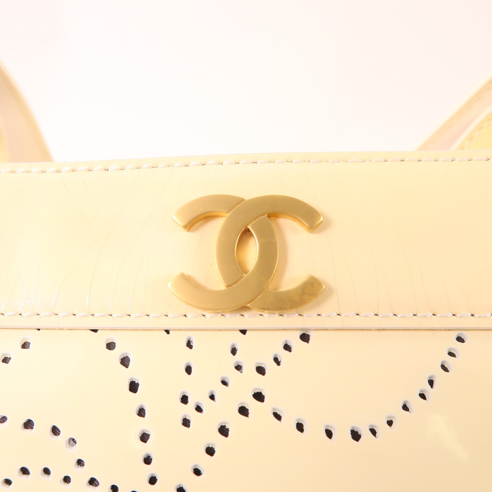 CHANEL 漆皮皮革Tote Bag金扣手挽袋