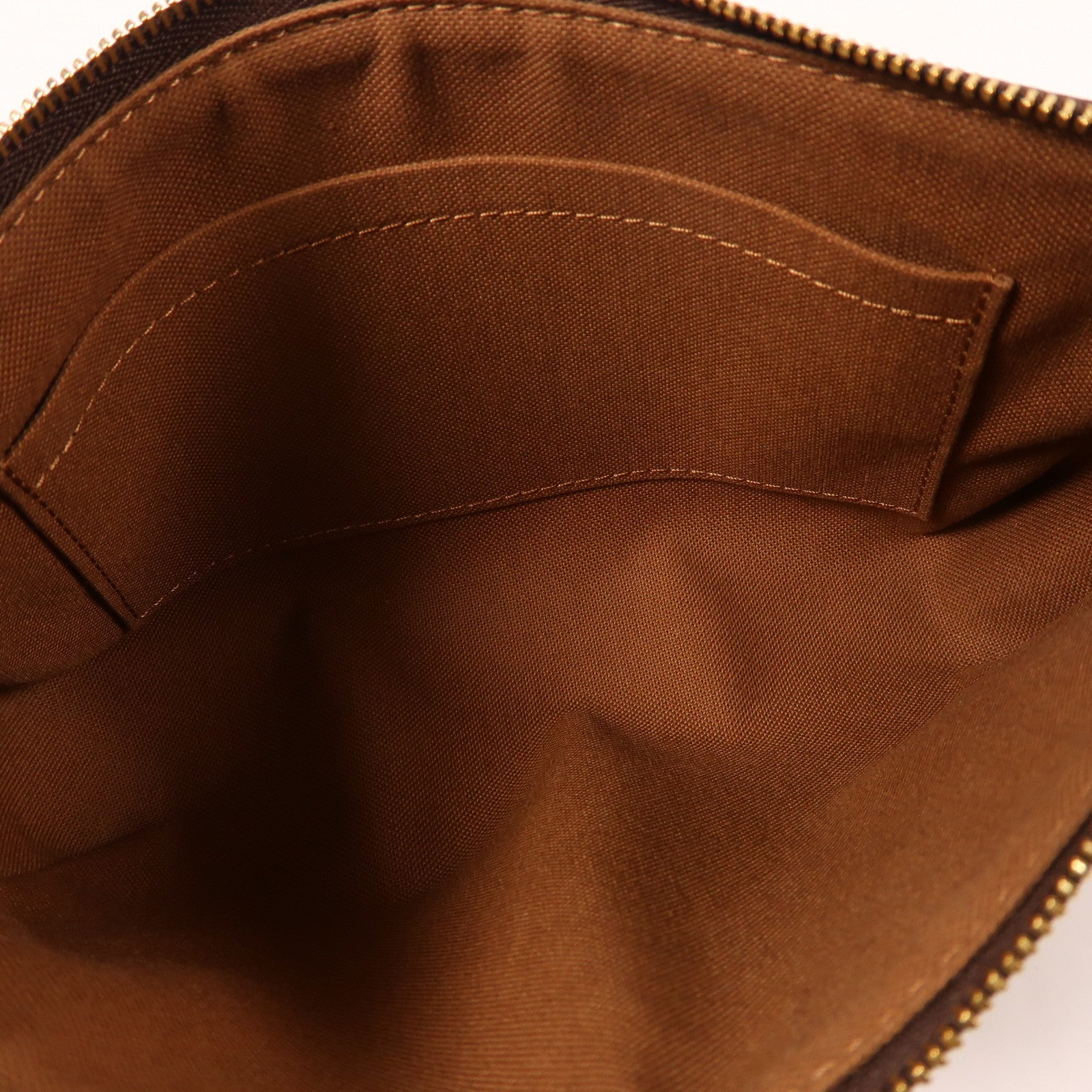 LOUIS VUITTON Monogram Pochette Accessoires金扣手挽袋棕色