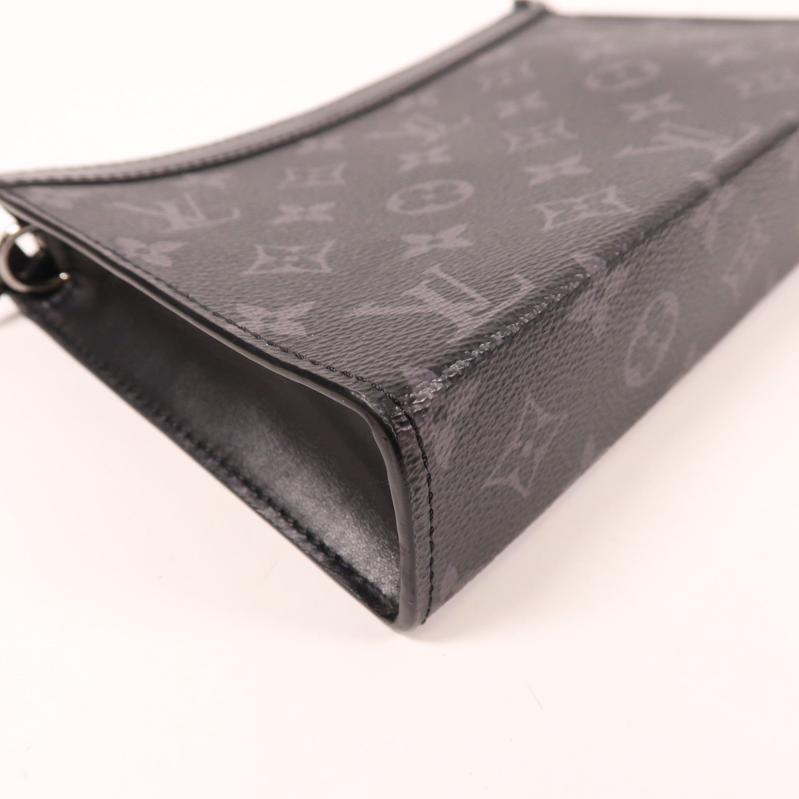 LOUIS VUITTON Monogram Eclipse Gaston Wearable Wallet銀扣肩背袋黑色