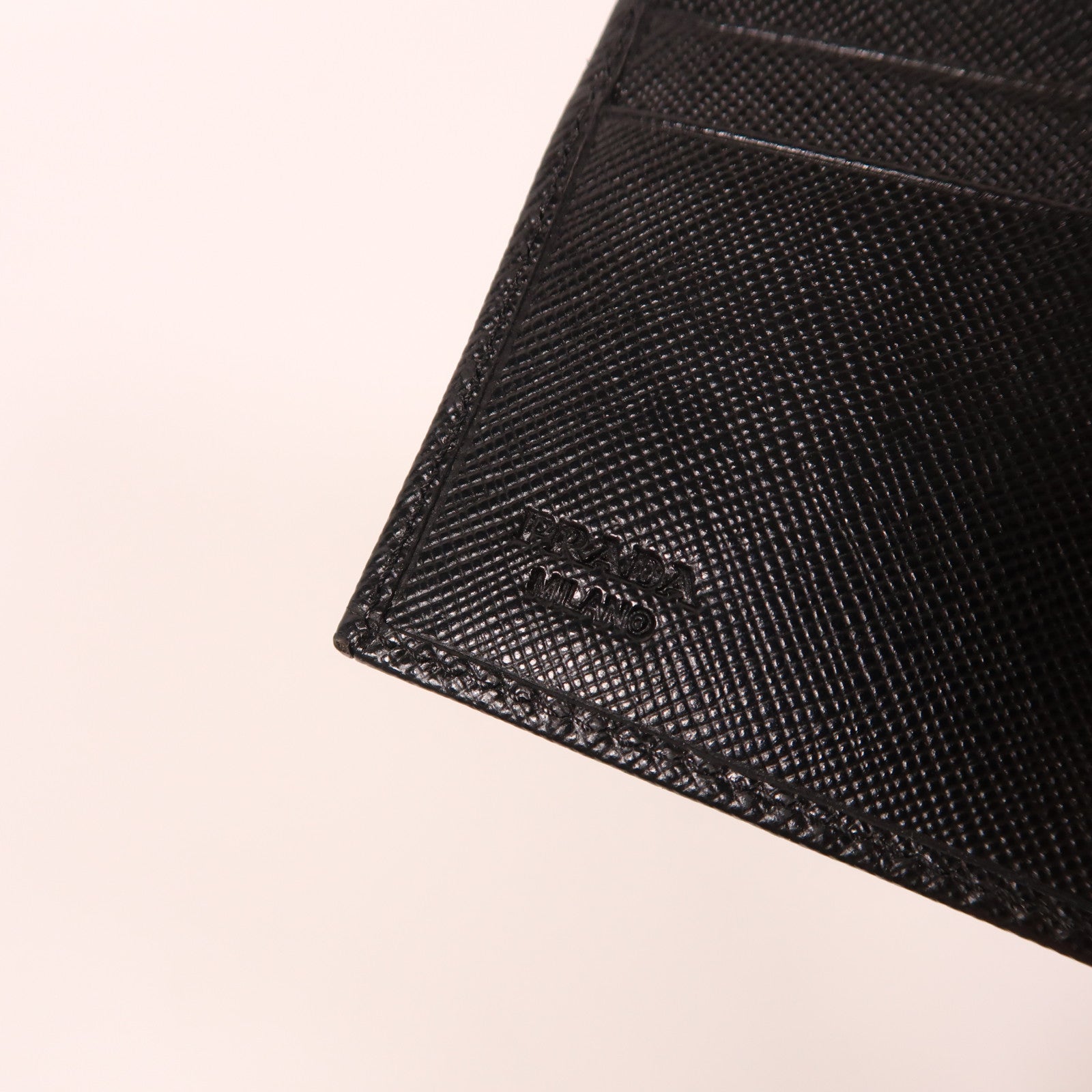 PRADA 牛皮皮革Wallet錢包黑色