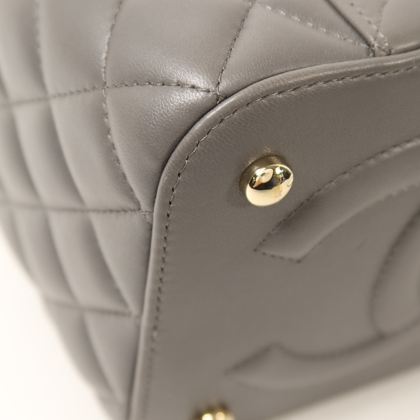 CHANEL 羊皮皮革Vanity Case金扣鏈帶手挽肩背兩用袋