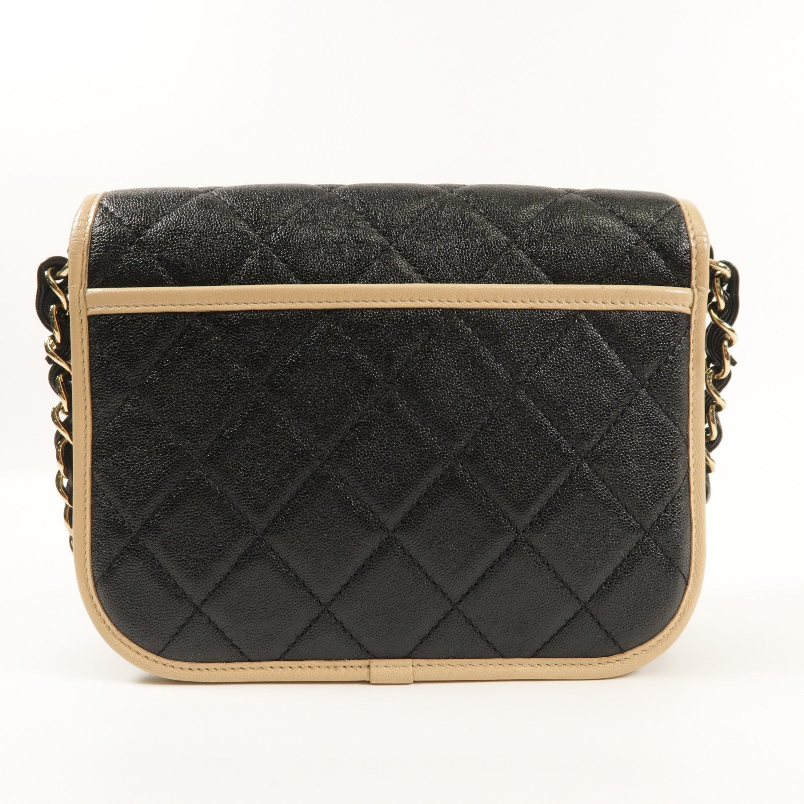 CHANEL 牛皮皮革Messenger Bag金扣肩背袋