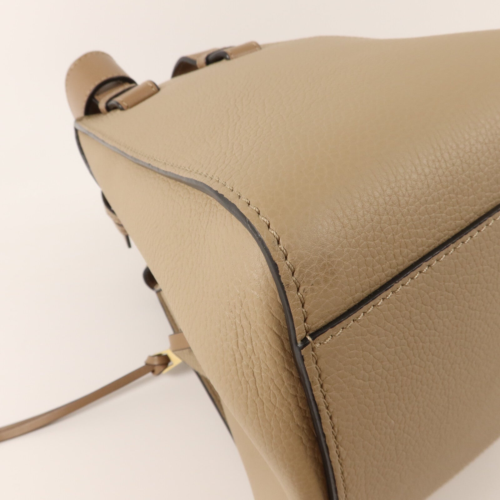 LOEWE 牛皮皮革Hammock Small手挽肩背兩用袋
