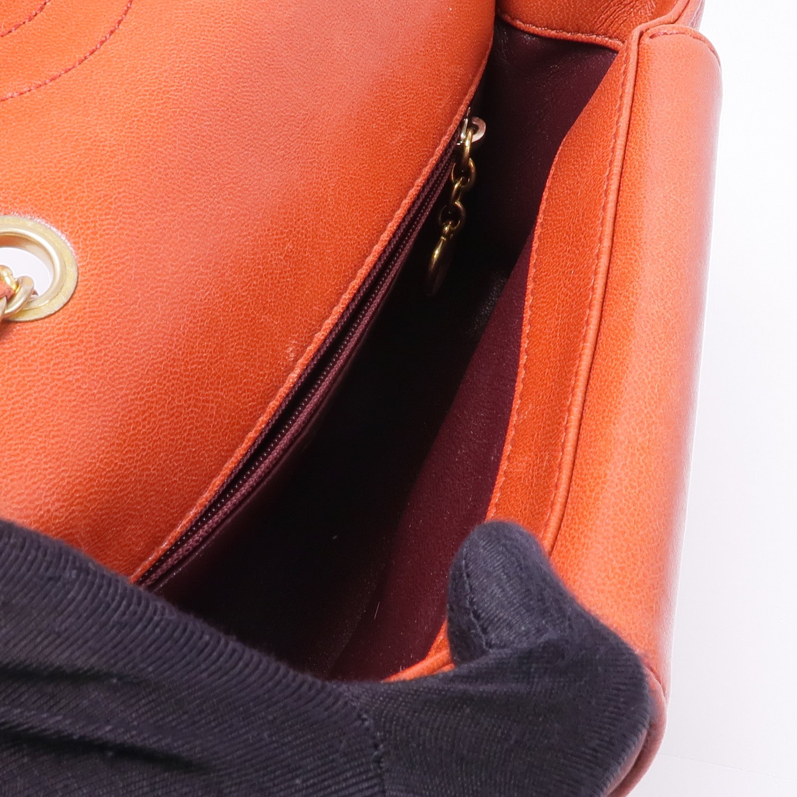 CHANEL 牛皮皮革Chain Shoulder Bag金扣鏈帶肩背袋