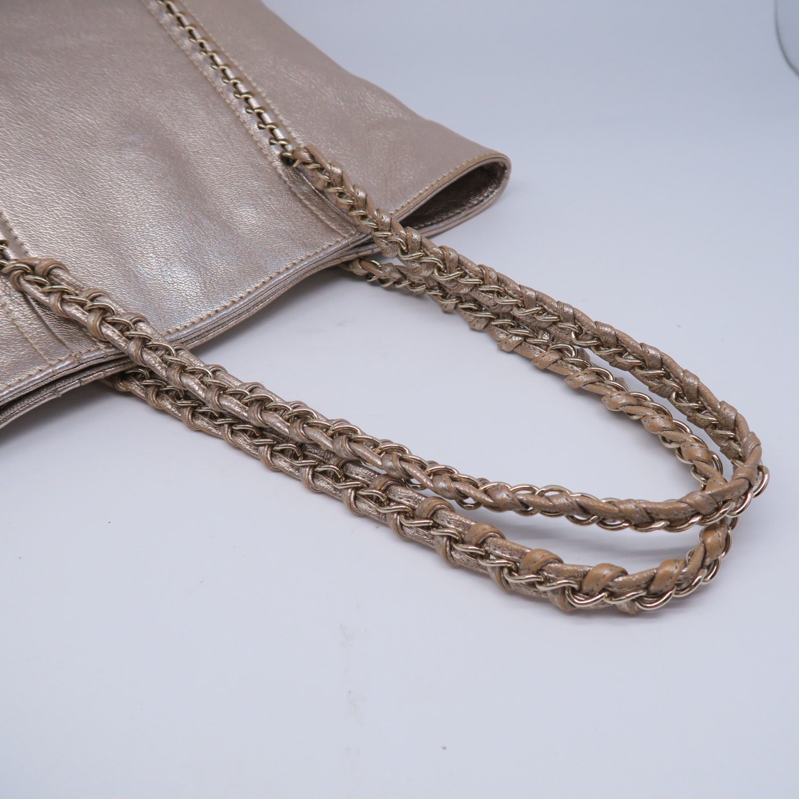CHANEL 【激減優惠】牛皮皮革Totebag金扣手挽袋金色