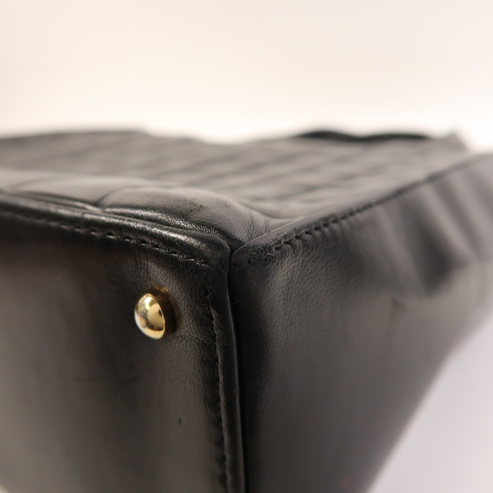 CHANEL 牛皮皮革Vintage Shoulder Bag金扣肩背袋