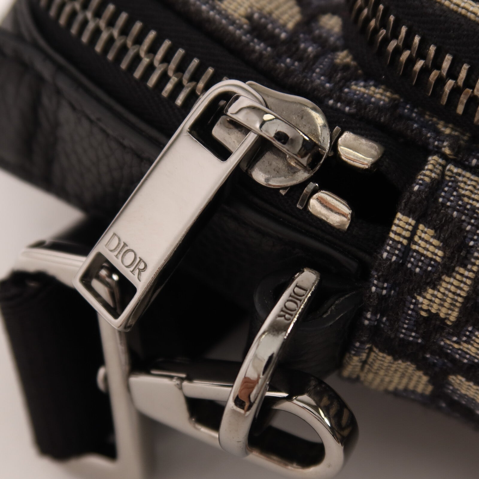 Dior 【激減優惠】帆布Micro Rider Pouch手挽肩背兩用袋