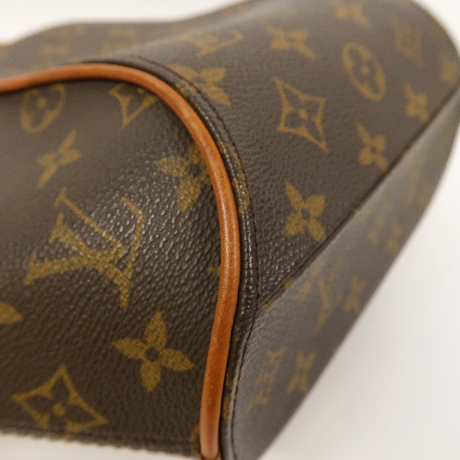LOUIS VUITTON Monogram Elipse PM金扣手挽袋啡色