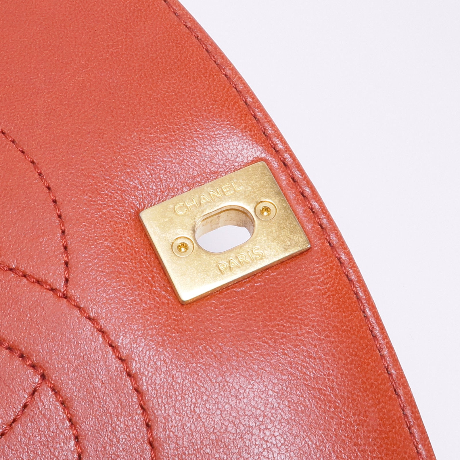 CHANEL 牛皮皮革Chain Shoulder Bag金扣鏈帶肩背袋