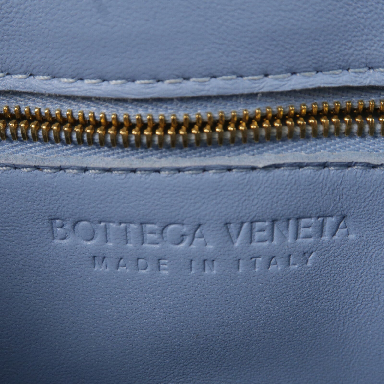 BOTTEGA VENETA 羊皮皮革Padded Casette Bag肩背袋