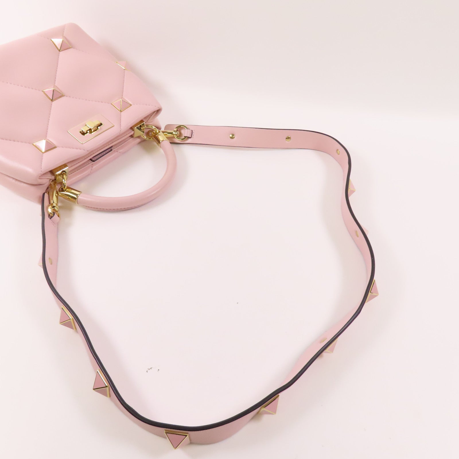 Valentino 牛皮皮革Roman Stud 2 Way Bag金扣鏈帶手挽肩背兩用袋