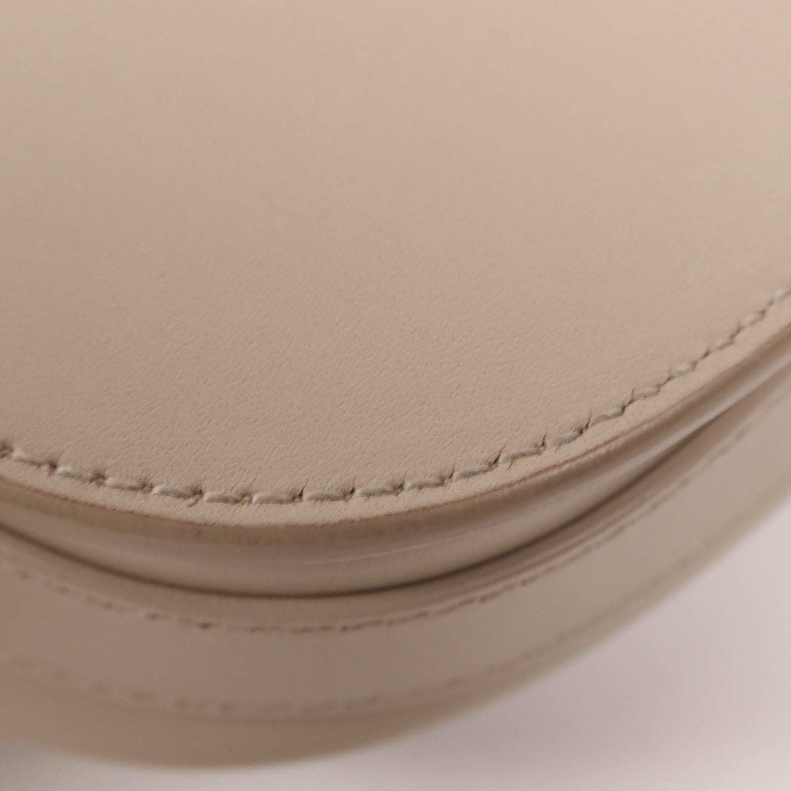 Dior 牛皮皮革Bobby East West金扣肩背袋