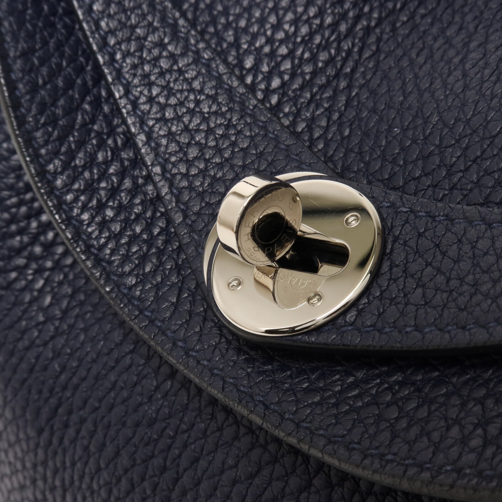 HERMES Clemence皮革Lindy 26手挽肩背兩用袋Bleu Nuit