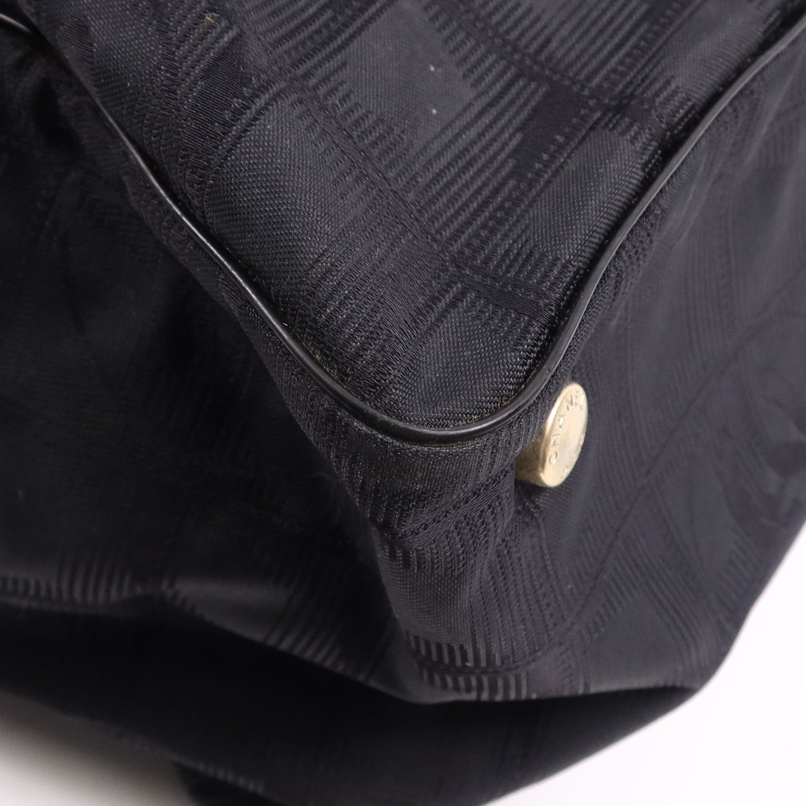 CHANEL 尼龍New Travel Line金扣手挽袋