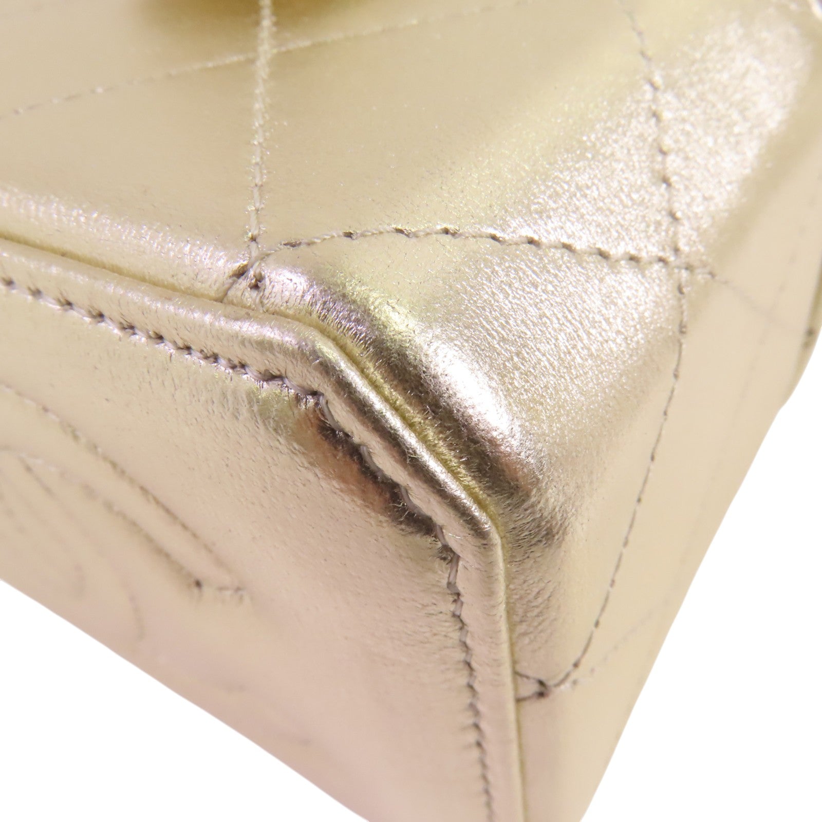 CHANEL 牛皮皮革Vanity Case金扣鏈帶肩背袋