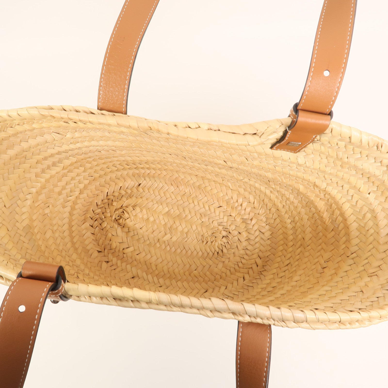 LOEWE Raffia Bucket Tote Bag銀扣手挽袋