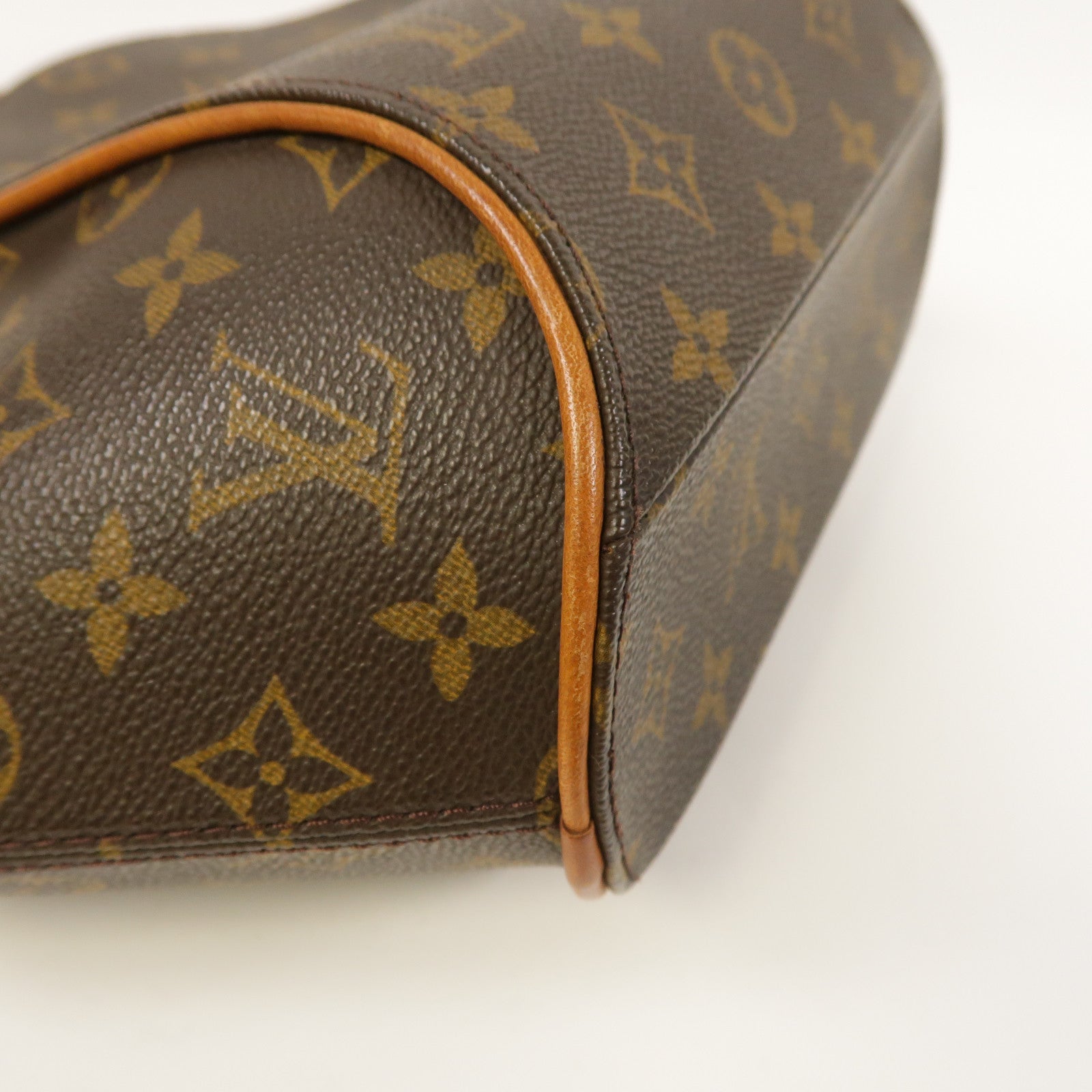 LOUIS VUITTON Monogram Elipse PM金扣手挽袋啡色