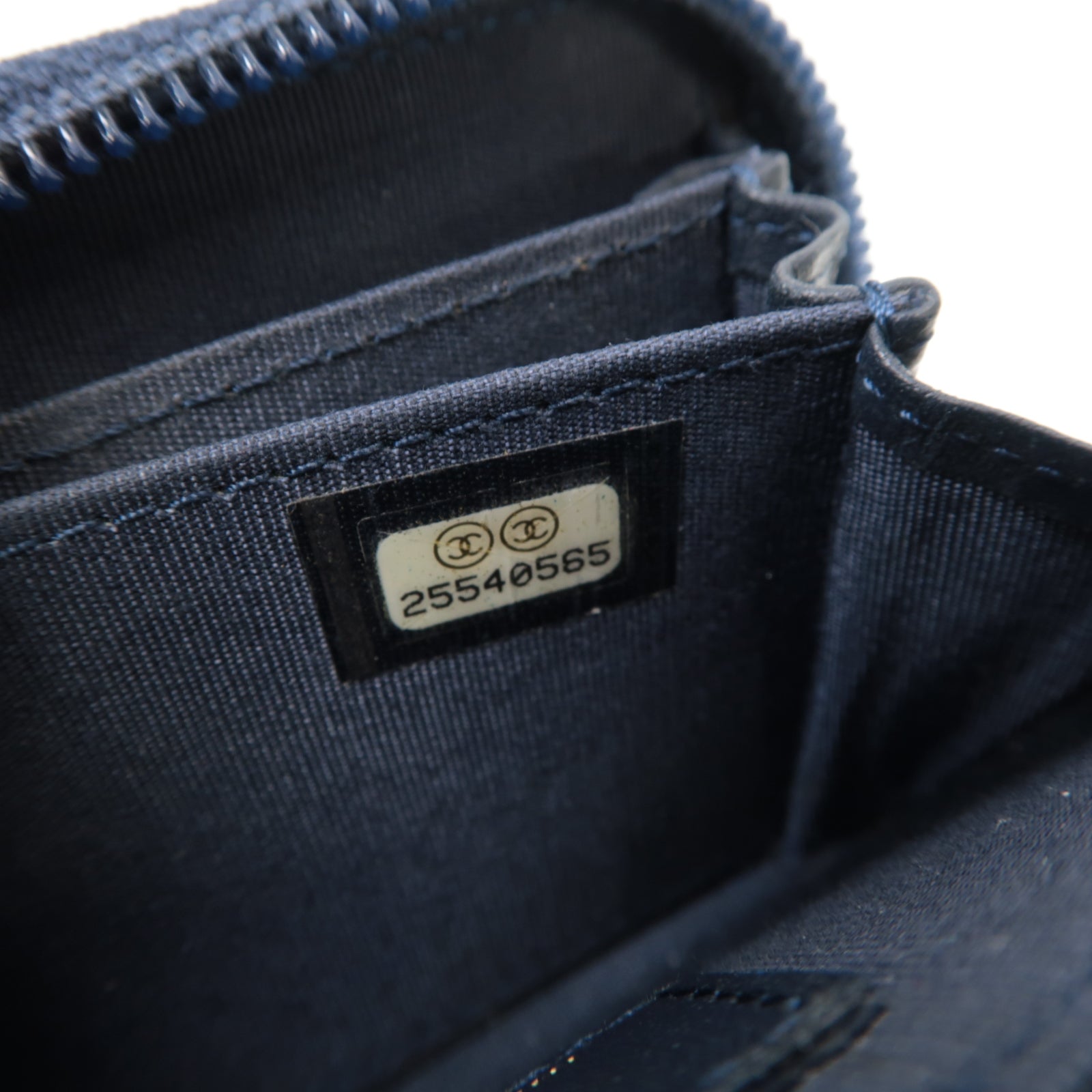 CHANEL 【激減優惠】菱格Caviar皮革Boy Coin Purse金扣零錢包深藍色